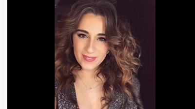 بالصور.. حكاية ابنة شريف منير الجميلة