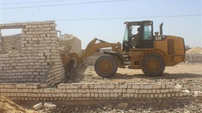 أحياء القاهرة تعلن الحرب على مغتصبى أملاك الدولة.. 14 حيا ترفع شعار «مصر مش طابونة»..استرداد 632 فدانا وأرض أوقاف بالمطرية..منع إقامة مصنع للطوب الهاشمى بالخليفة