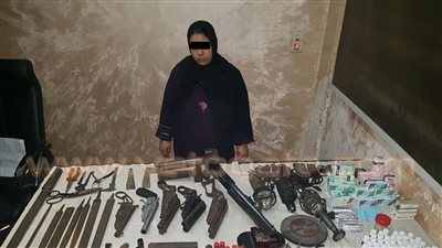 حبس ربة منزل لاتهامها بإدارة ورشة لتصنيع الأسلحة بشبرا الخيمة