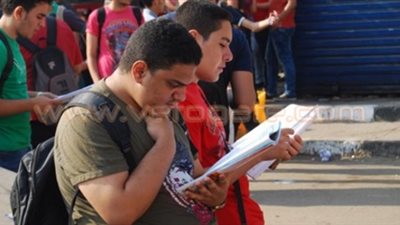 اعتماد نتيجة العينة العشوائية لامتحان الفيزياء للثانوية بنسبة 78.4%