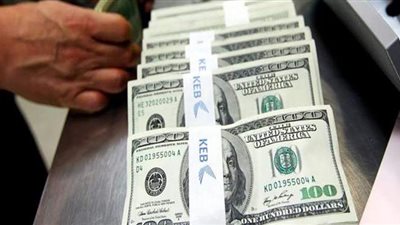 تراجع جديد لسعر الدولار في البنوك المصرية