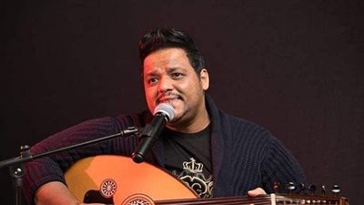 مصطفى الصافي ينتهي من تسجيل أغنية 