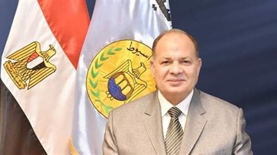 محافظ أسيوط يشهد إطلاق خدمتي 