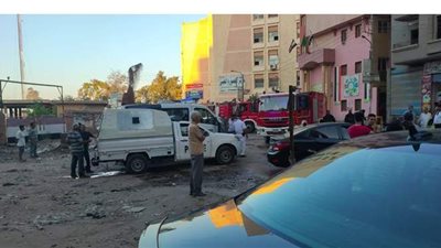 حريق  فى مجمع مدارس بالمنصورة والحماية المدنية تدفع بـ ٣ سيارات إطفاء | صور