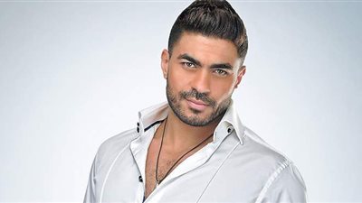 خالد سليم يكشف عن جملة أضحكته هو وزوجته في أغنية 