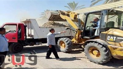 القنطرة شرق تنظم حملة نظافة بشارع البحر  | صور