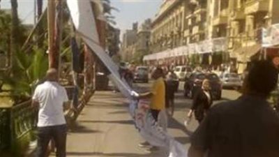 أحياء الإسكندرية تزيل لافتات واعلانات مرشحي مجلس الشيوخ