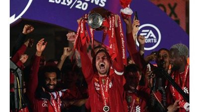 هندرسون يفوز بجائزة لاعب الموسم في ليفربول