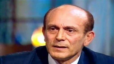 محمد صبحى عن شويكار: أخذت بيدي وساعدتني في أول الطريق