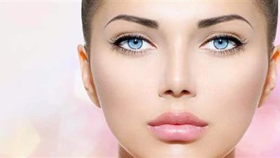 للاحتفاظ بشباب بشرتك للأبد.. 3 أطعمة تجنبيها قدر المستطاع