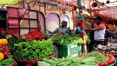 اسعار الخضروات والفاكهة اليوم 2020/8/13 في سوق العبور للجملة