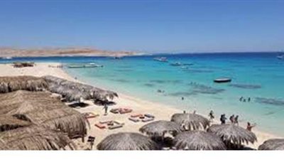 الغردقة تستقبل أول رحلة طيران من مقدونيا بجنوب شرق أوروبا