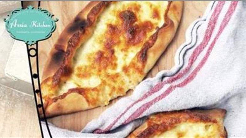 مناقيش بالجبنة