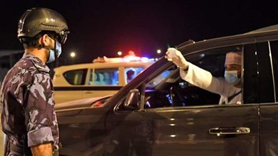 سلطنة عمان ترفع حظر التجوال الليلي بدءا من اليوم