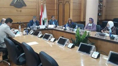 جامعة بنها تعقد اجتماعا مع اللجنة العليا لتطوير التعليم