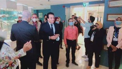 رئيس جامعة الإسكندرية: تجديد متحف مقتنيات الجامعة