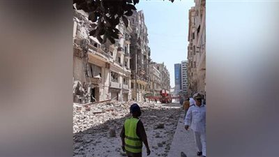 انهيار عقار في 