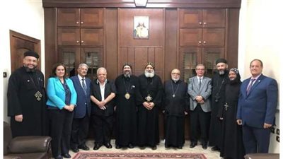 الإكليريكية الأرثوذكسية تناقش آليات استخدام التقنيات الحديثه في التعليم