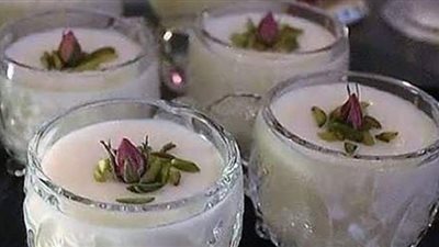 رطبى على صغارك فى الصيف بالمهلبية بدقيق الأرز