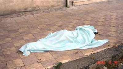 غموض حول واقعة العثور على جثة صاحب شركة ببولاق.. طعنة في الرقبة أودت بحياته.. وتفريغ الكاميرات وفحص الهاتف للوصول إلى الجاني