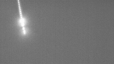 سماء أبو ظبي تمطر شهب البرشاويات لمدة يومين | صور