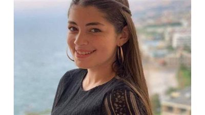 ليلى زاهر تظهر في إستايل جديد يظهر أنوثتها