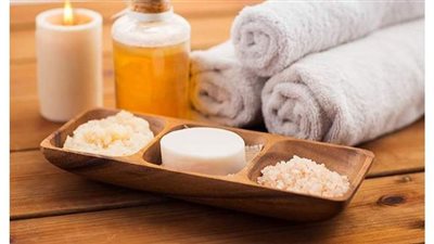 طريقة تقشير بشرتك وجسمك في البيت بأقل التكاليف