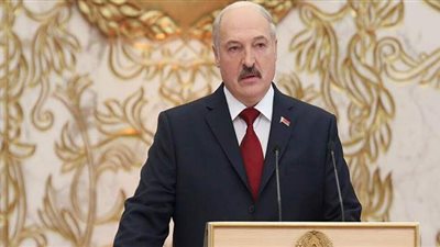 رئيس بيلاروسيا يأمر الحكومة المستقيلة بمتابعة مهامها حتى تشكيل الجديدة