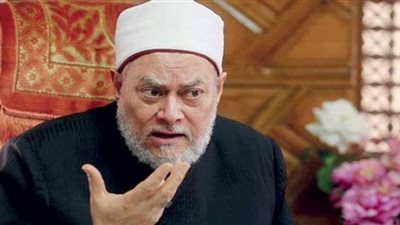 تعرف على حكم الدين فى عمل المرأة بالتليفزيون ووسائل الإعلام