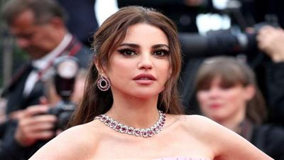 درة تخطف الأنظار بالأبيض في أحدث جلسة تصوير