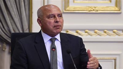 وزير النقل: 46.8 مليار جنيه تكلفة تطوير المزلقانات والإشارات