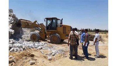 استرداد 38 فدان أملاك دولة بمركز سمالوط بالمنيا