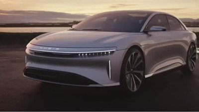 شركة أمريكية تنافس تسلا في السيارات الكهربائية | فيديو