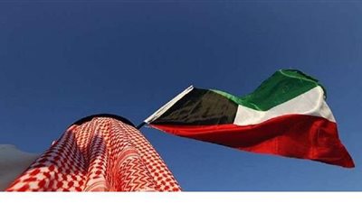 كويتي يضرب متحرشا أردنيا وابنه ويهددهما بسكين