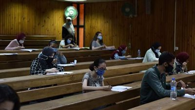 جامعة حلوان: ٣١٥٨٤ طالبا وطالبة تقدموا لاختبارات القدرات حتى الآن