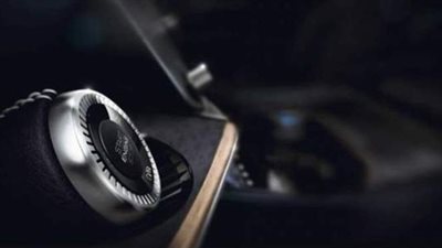 جيب جراند واجونير بشعار مختلف