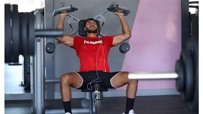 منتخب اليد يخوض تدريباته الصباحية داخل الجيم | صور