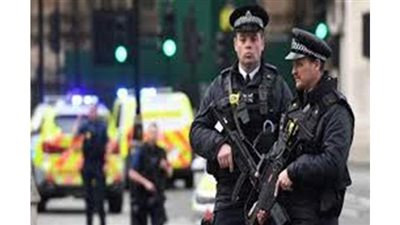 الشرطة البريطانية تفرق حفلي زفاف لخرقهما القيود المفروضة على التجمعات