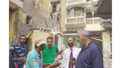 تضامن الإسكندرية تقدم مساعدات لآسر العقارات المنهارة بالجمرك |صور