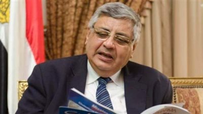 عوض تاج الدين: خطة جديدة لبداية العام الدراسي في ظل كورونا