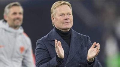 فينجر يعرض خدماته على الاتحاد الهولندي لخلافة كومان في حالة الرحيل لبرشلونة