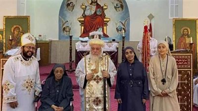 أسقف ملوي يترأس صلاة تكريس إحدى الطالبات للخدمة