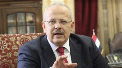جامعة القاهرة تحذر الطلاب من 