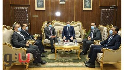 محافظ المنوفية يستقبل الرئيس التنفيذى للهيئة العامة للاستثمار
