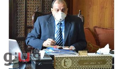 رئيس جامعة بنى سويف: برامج تدريبية للعاملين لزيادة مهاراتهم