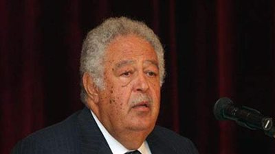 نقيب المحامين  يوافق على تقرير  المعاش  لـ٥٥ حالة