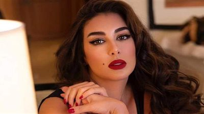 ياسمين صبري تمارس التمارين الرياضية وتستعرض رشاقتها في أحدث ظهور