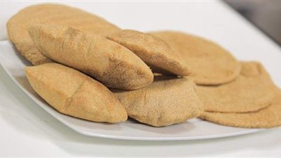 بمكونات بسيطة.. حضرى العيش السن فى المنزل