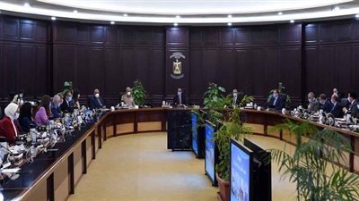 مجلس الوزراء يعقد اجتماعه بالعلمين وسط التزام تام بالاجراءات الاحترازية | فيديو