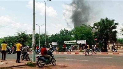 متمردو مالي يعلنون نيتهم تشكيل حكومة مدنية انتقالية تنظم انتخابات جديدة